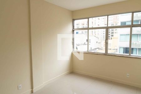 Quarto 1 de apartamento para alugar com 1 quarto, 58m² em Icaraí, Niterói