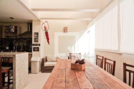 Apartamento à venda com 170m², 2 quartos e 3 vagasCobertura