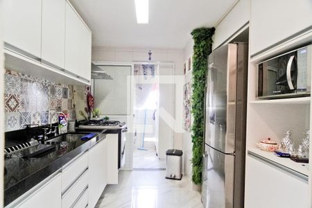 Apartamento à venda com 170m², 2 quartos e 3 vagasCozinha