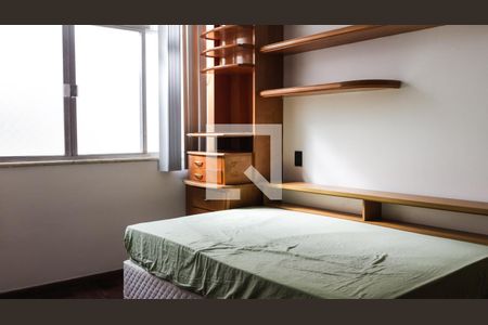 Apartamento à venda com 190m², 4 quartos e 3 vagas Apartamento à venda com 190m², 4 quartos e 3 vagasQuarto 2