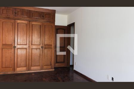Apartamento à venda com 190m², 4 quartos e 3 vagas Apartamento à venda com 190m², 4 quartos e 3 vagasQuarto 2