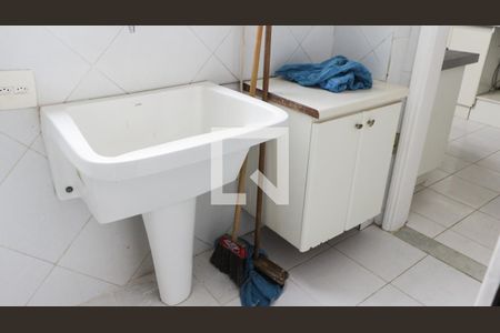 Apartamento à venda com 190m², 4 quartos e 3 vagas Apartamento à venda com 190m², 4 quartos e 3 vagasÁrea de Serviço