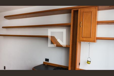 Apartamento à venda com 190m², 4 quartos e 3 vagas Apartamento à venda com 190m², 4 quartos e 3 vagasQuarto 3