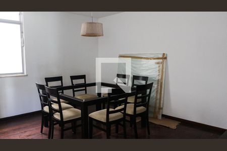 Apartamento à venda com 190m², 4 quartos e 3 vagas Apartamento à venda com 190m², 4 quartos e 3 vagasSala de Jantar