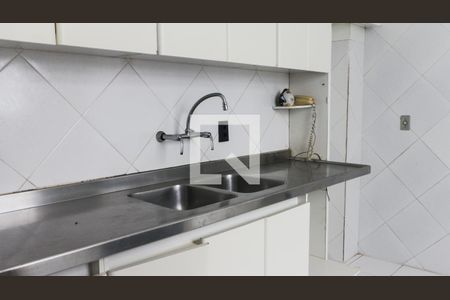 Apartamento à venda com 190m², 4 quartos e 3 vagas Apartamento à venda com 190m², 4 quartos e 3 vagasCozinha
