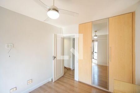Apartamento para alugar com 100m², 3 quartos e 2 vagasQuarto 02