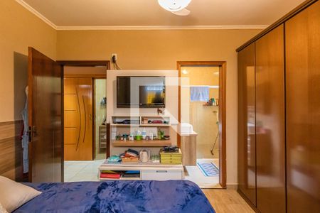 Casa à venda com 200m², 3 quartos e 4 vagas Casa à venda com 200m², 3 quartos e 4 vagasSuíte