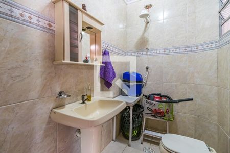 Casa à venda com 200m², 3 quartos e 4 vagas Casa à venda com 200m², 3 quartos e 4 vagasBanheiro de Serviço
