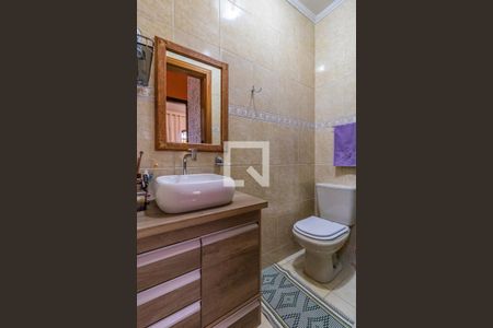 Casa à venda com 200m², 3 quartos e 4 vagas Casa à venda com 200m², 3 quartos e 4 vagasBanheiro Social