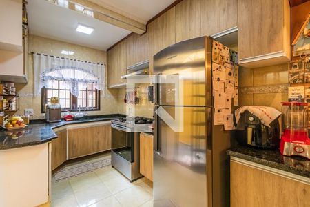 Casa à venda com 200m², 3 quartos e 4 vagas Casa à venda com 200m², 3 quartos e 4 vagasCozinha