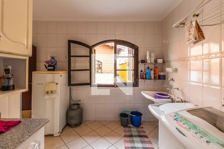 Casa à venda com 200m², 3 quartos e 4 vagas Casa à venda com 200m², 3 quartos e 4 vagasÁrea de Serviço