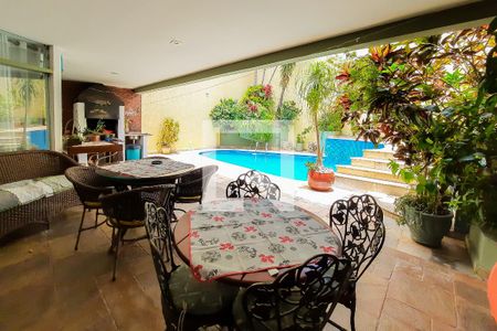 Casa à venda com 388m², 4 quartos e 4 vagasÁrea Gourmet