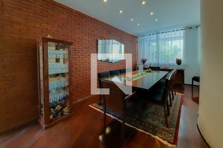 Casa à venda com 388m², 4 quartos e 4 vagasSala de Jantar