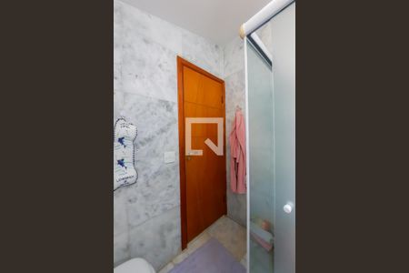 Casa à venda com 388m², 4 quartos e 4 vagasBanheiro da Suíte 1