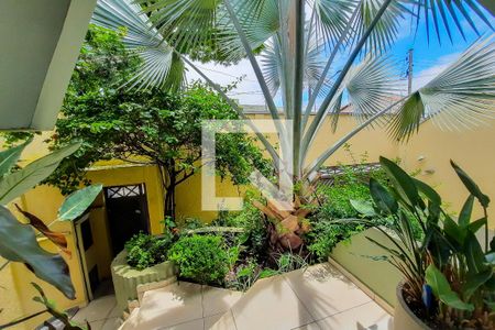 Casa à venda com 388m², 4 quartos e 4 vagasHall de Entrada