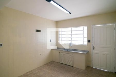 Casa para alugar com 150m², 3 quartos e 2 vagasCozinha