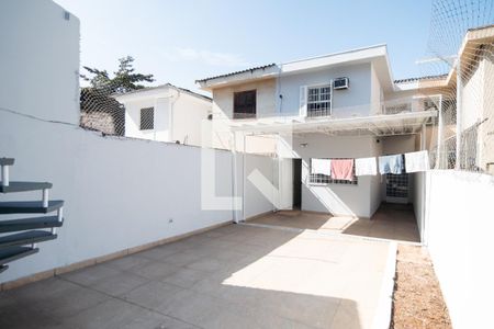 Casa para alugar com 150m², 3 quartos e 2 vagasÁrea Externa