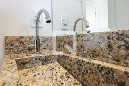 Banheiro  de apartamento para alugar com 1 quarto, 30m² em Penha de França, São Paulo