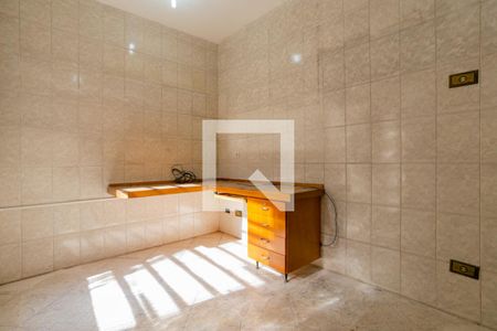 Casa à venda com 137m², 3 quartos e 2 vagasEscritório