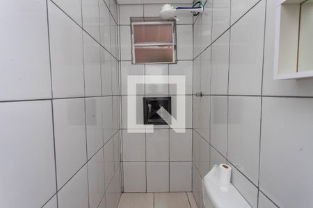 Banheiro de kitnet/studio para alugar com 1 quarto, 26m² em Taboão, Diadema