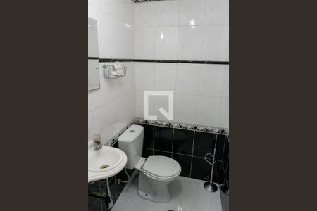 Banheiro de apartamento para alugar com 2 quartos, 60m² em Saúde, São Paulo