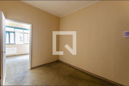 Quarto de kitnet/studio para alugar com 1 quarto, 38m² em Centro, Niterói