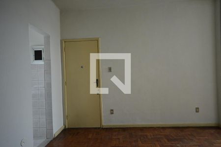 Sala de apartamento à venda com 1 quarto, 45m² em Penha Circular, Rio de Janeiro