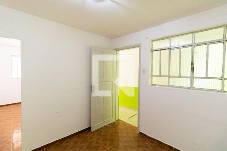 Casa à venda com 160m², 4 quartos e 2 vagas Casa à venda com 160m², 4 quartos e 2 vagasEdícula - sala