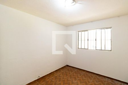 Casa à venda com 160m², 4 quartos e 2 vagas Casa à venda com 160m², 4 quartos e 2 vagasEdícula - quarto
