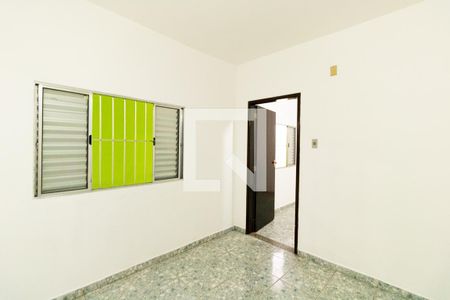 Quarto de casa à venda com 4 quartos, 160m² em Vila Dalva, São Paulo