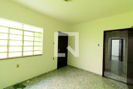 Casa à venda com 4 quartos, 160m² em Vila Dalva, São Paulo
