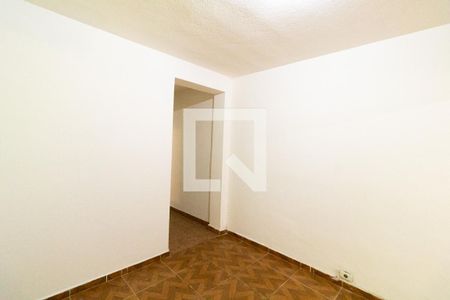 Edícula - sala de casa à venda com 4 quartos, 160m² em Vila Dalva, São Paulo