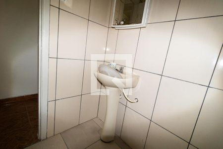 Casa à venda com 160m², 4 quartos e 2 vagas Casa à venda com 160m², 4 quartos e 2 vagasBanheiro