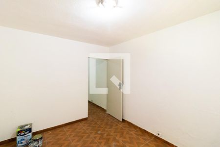 Casa à venda com 160m², 4 quartos e 2 vagas Casa à venda com 160m², 4 quartos e 2 vagasEdícula - quarto