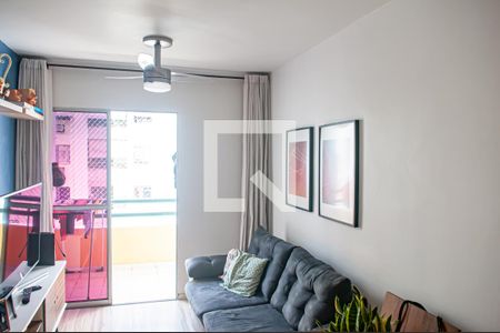 sala de apartamento para alugar com 2 quartos, 58m² em Pechincha, Rio de Janeiro
