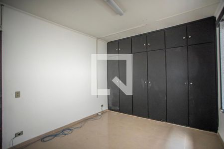 Casa à venda com 270m², 6 quartos e 2 vagasQuarto 6