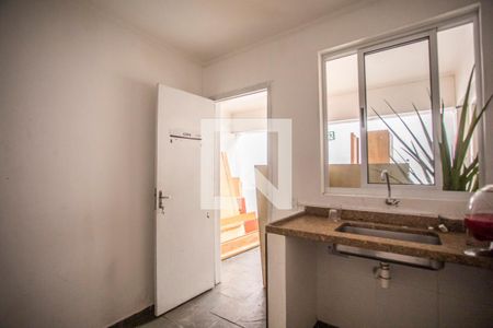 Casa à venda com 270m², 6 quartos e 2 vagasCozinha