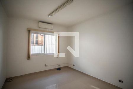 Casa à venda com 270m², 6 quartos e 2 vagasQuarto 5