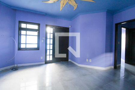 Casa à venda com 280m², 5 quartos e 1 vaga Casa à venda com 280m², 5 quartos e 1 vagaSala de Estar