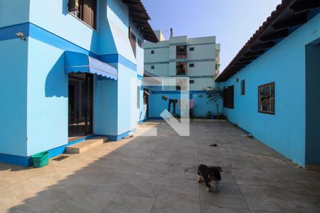 Casa à venda com 280m², 5 quartos e 1 vaga Casa à venda com 280m², 5 quartos e 1 vagaPátio Lateral