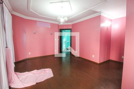 Casa à venda com 280m², 5 quartos e 1 vaga Casa à venda com 280m², 5 quartos e 1 vagaQuarto Suíte