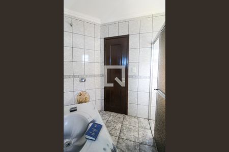 Casa à venda com 280m², 5 quartos e 1 vaga Casa à venda com 280m², 5 quartos e 1 vagaBanheiro