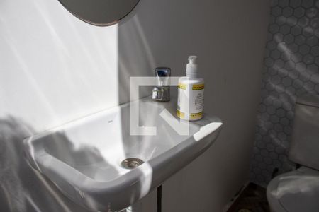 Casa à venda com 120m², 2 quartos e 1 vagaBanheiro da Área de Serviço