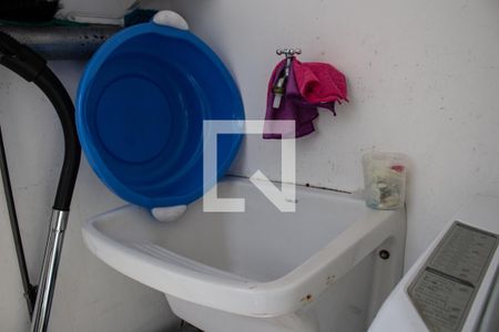 Casa à venda com 120m², 2 quartos e 1 vagaÁrea de Serviço