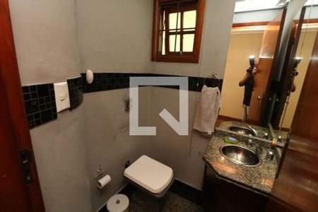 Lavabo de casa à venda com 3 quartos, 202m² em Jardim Piqueroby, São Paulo