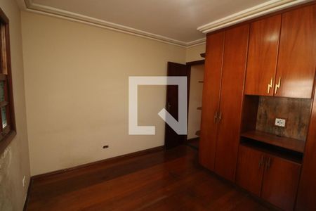 Casa à venda com 202m², 3 quartos e 4 vagasQuarto 2