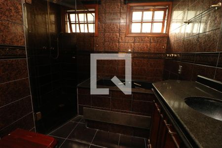 Casa à venda com 202m², 3 quartos e 4 vagasBanheiro da Suíte