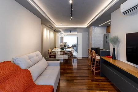 Sala de apartamento à venda com 2 quartos, 68m² em Vila Nova Conceição, São Paulo