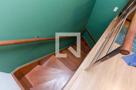 Apartamento para alugar com 42m², 1 quarto e 1 vaga Apartamento para alugar com 42m², 1 quarto e 1 vagaSuíte escada