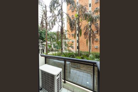 Varanda  de apartamento para alugar com 1 quarto, 42m² em Moema, São Paulo